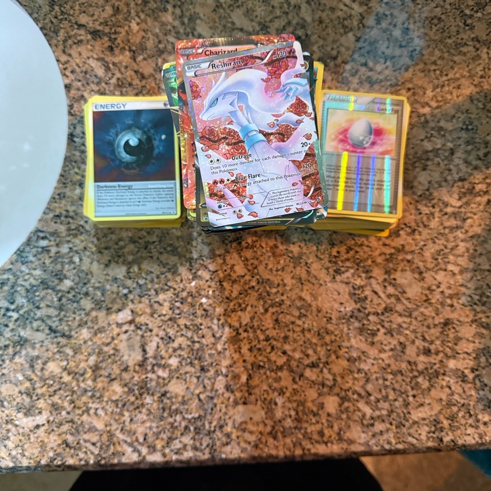 Pokémon RARE Valuable Trading Cards. - Picture 2 of 5